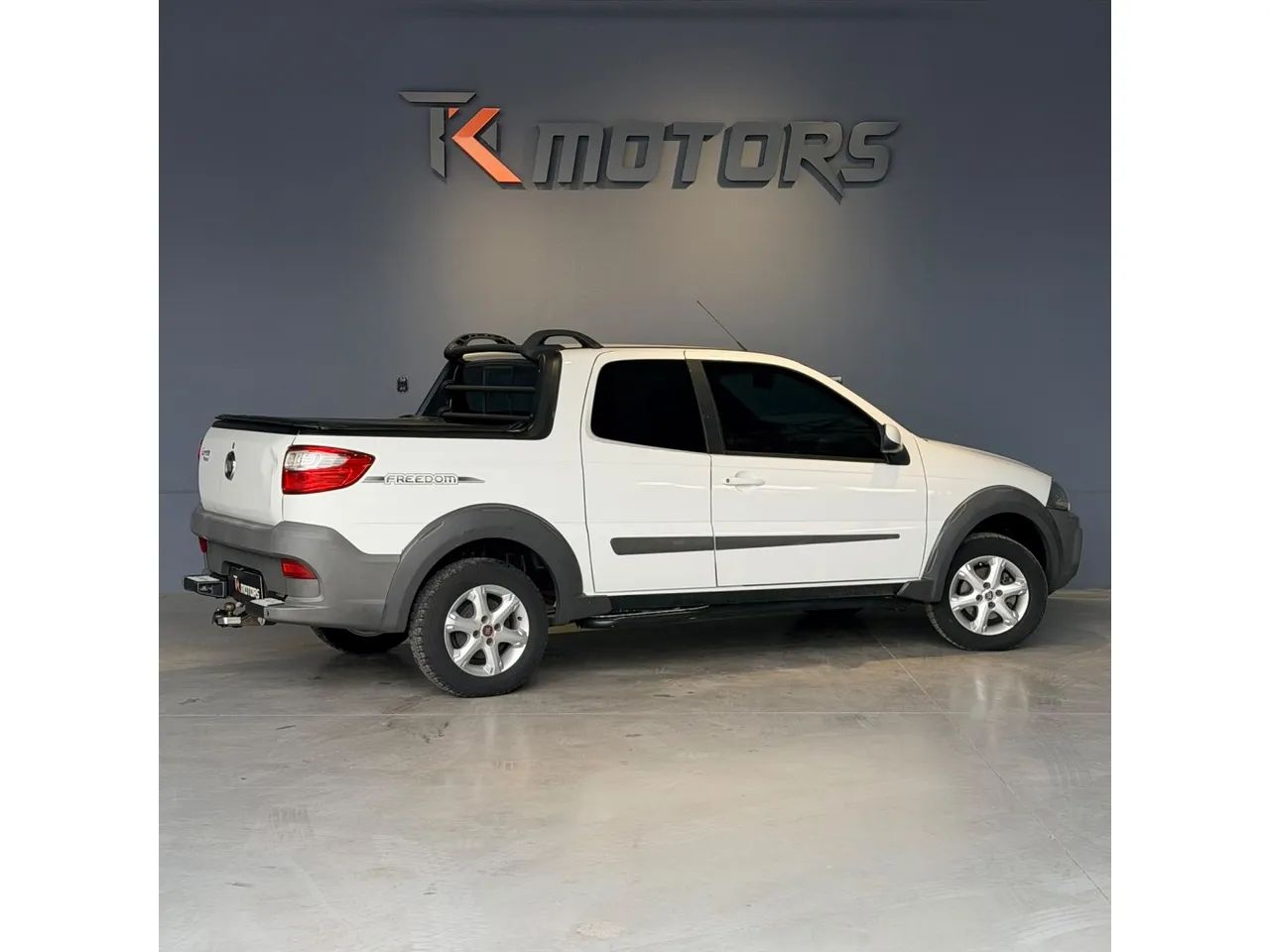 Fiat Strada Freedom 1.4 Flex 8V CD 2019 - Foto 4