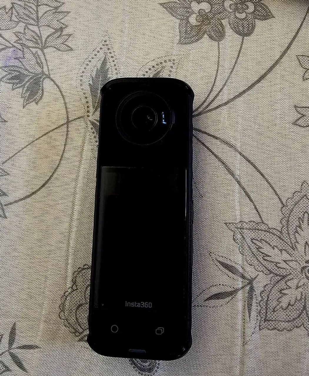 CÂMERA INSTA 360X4 - Foto 3