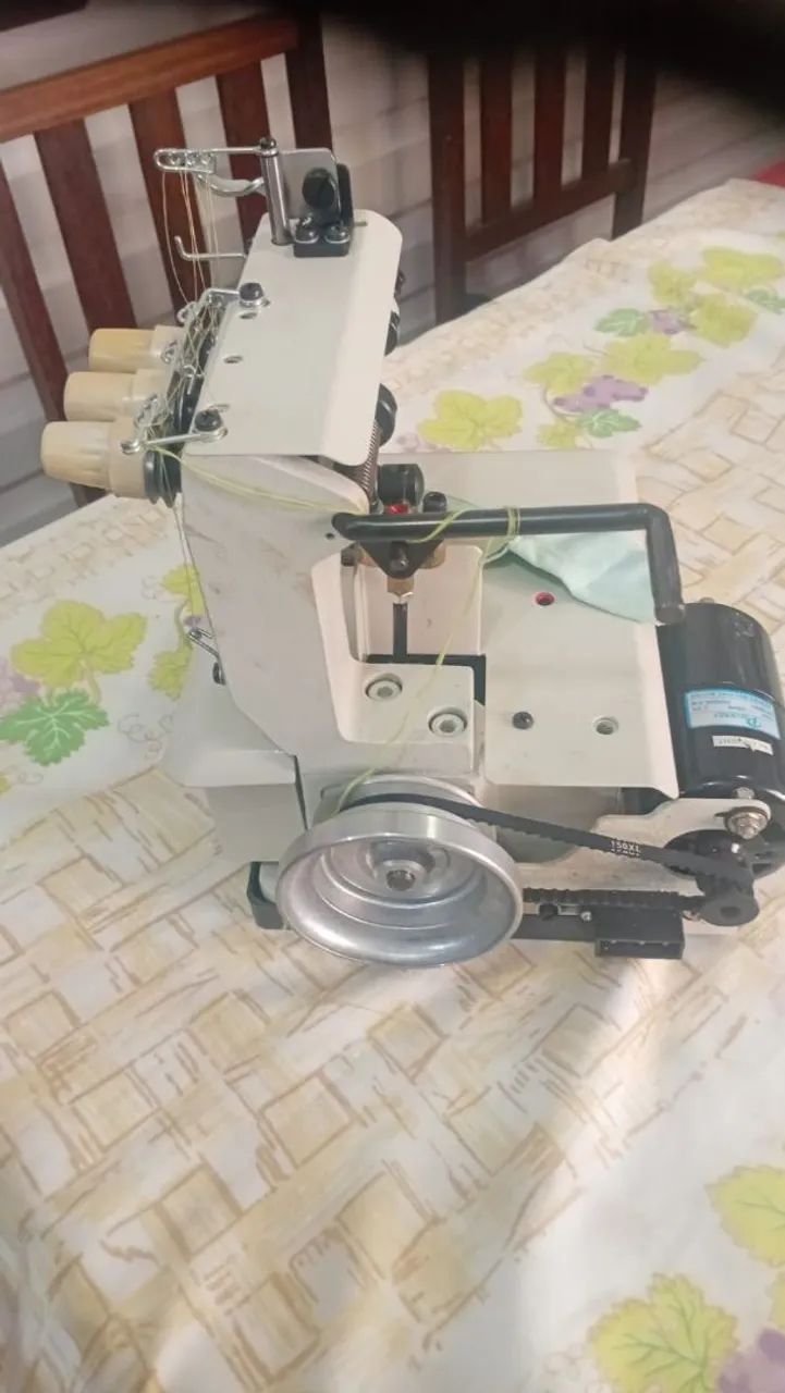 Máquina de costura  - Foto 6