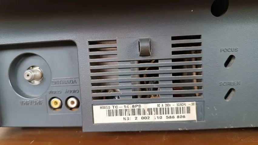 Tv Mitsubishi preto e branco Diamondvision 14 polegadas - Foto 3