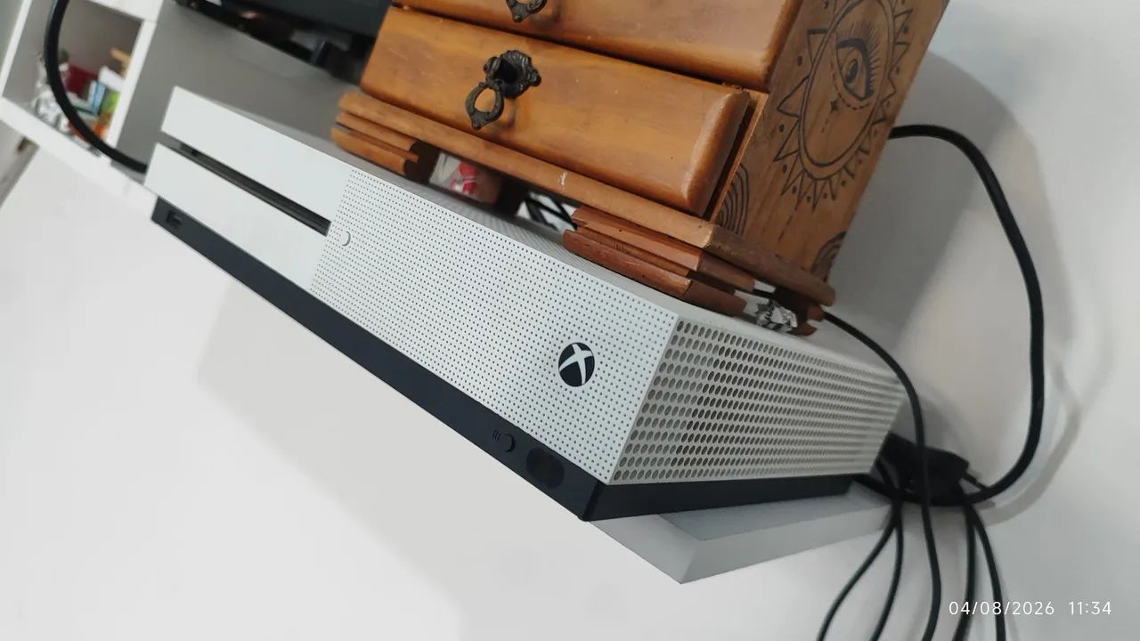 Vendo Xbox one s