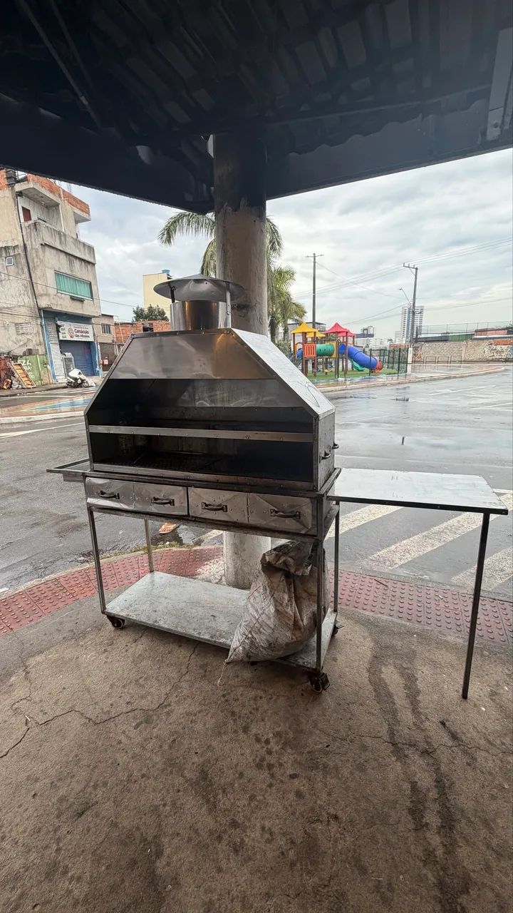 Carrinho de churrasquinho