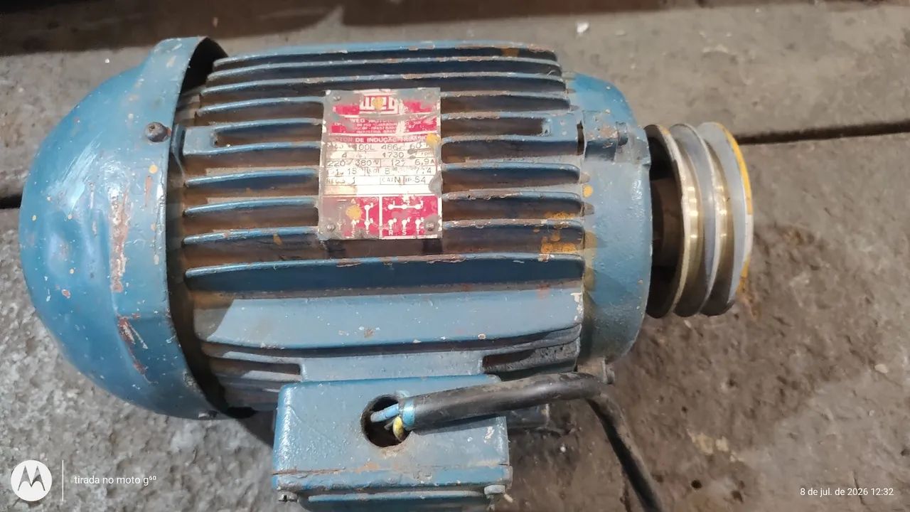 Vendo um motor trifásico 4 CV 220 v - Foto 2