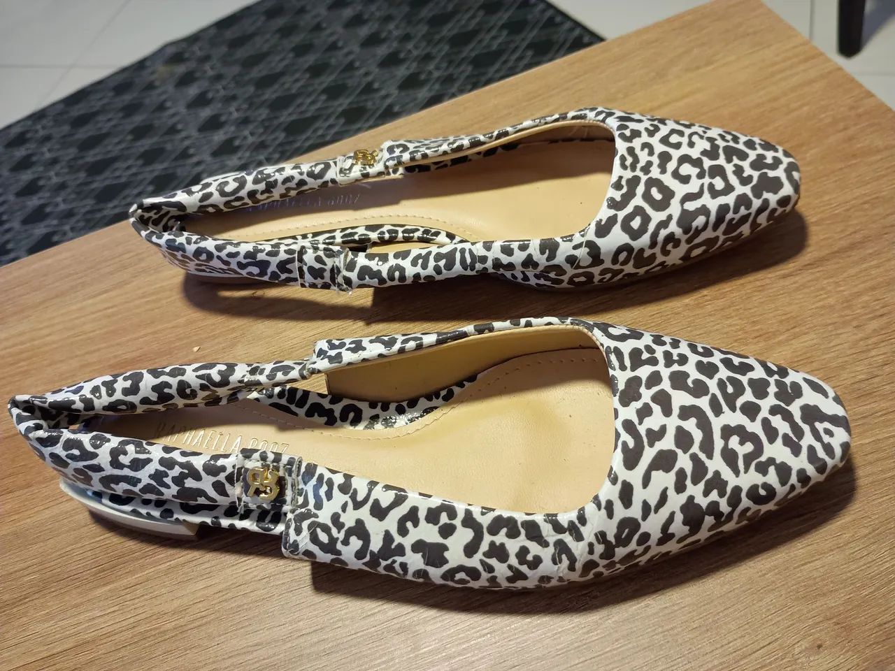 Sapatilha - RAPHAELLA BOOZ - Foto 2