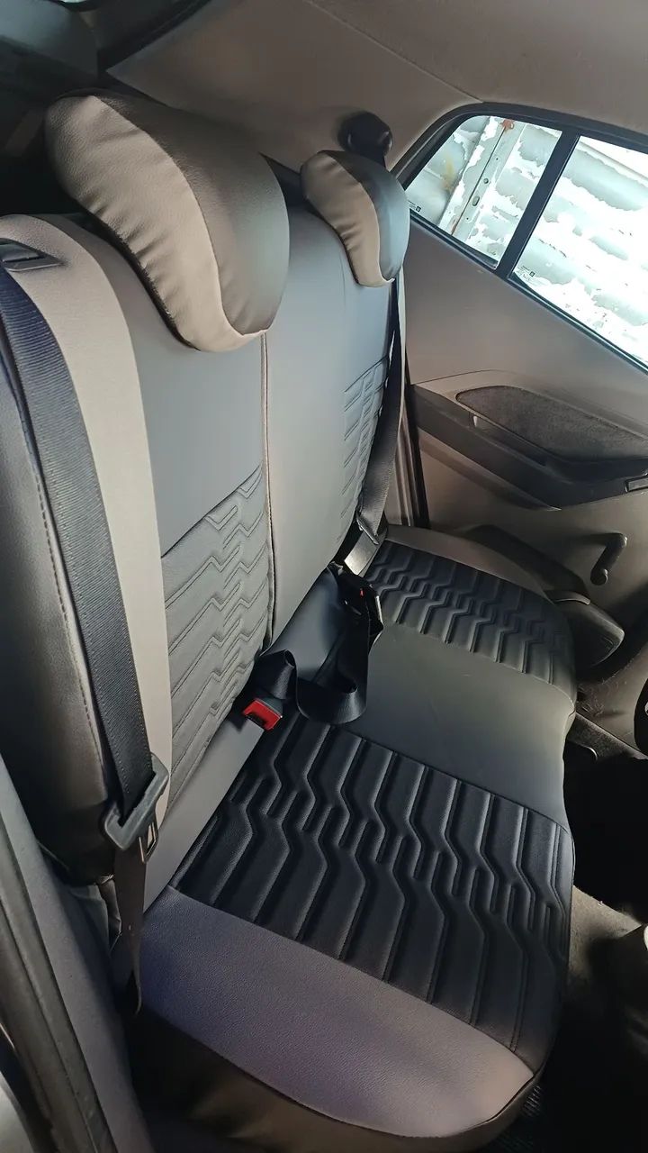 Jogo de Capas Carro - Foto 2