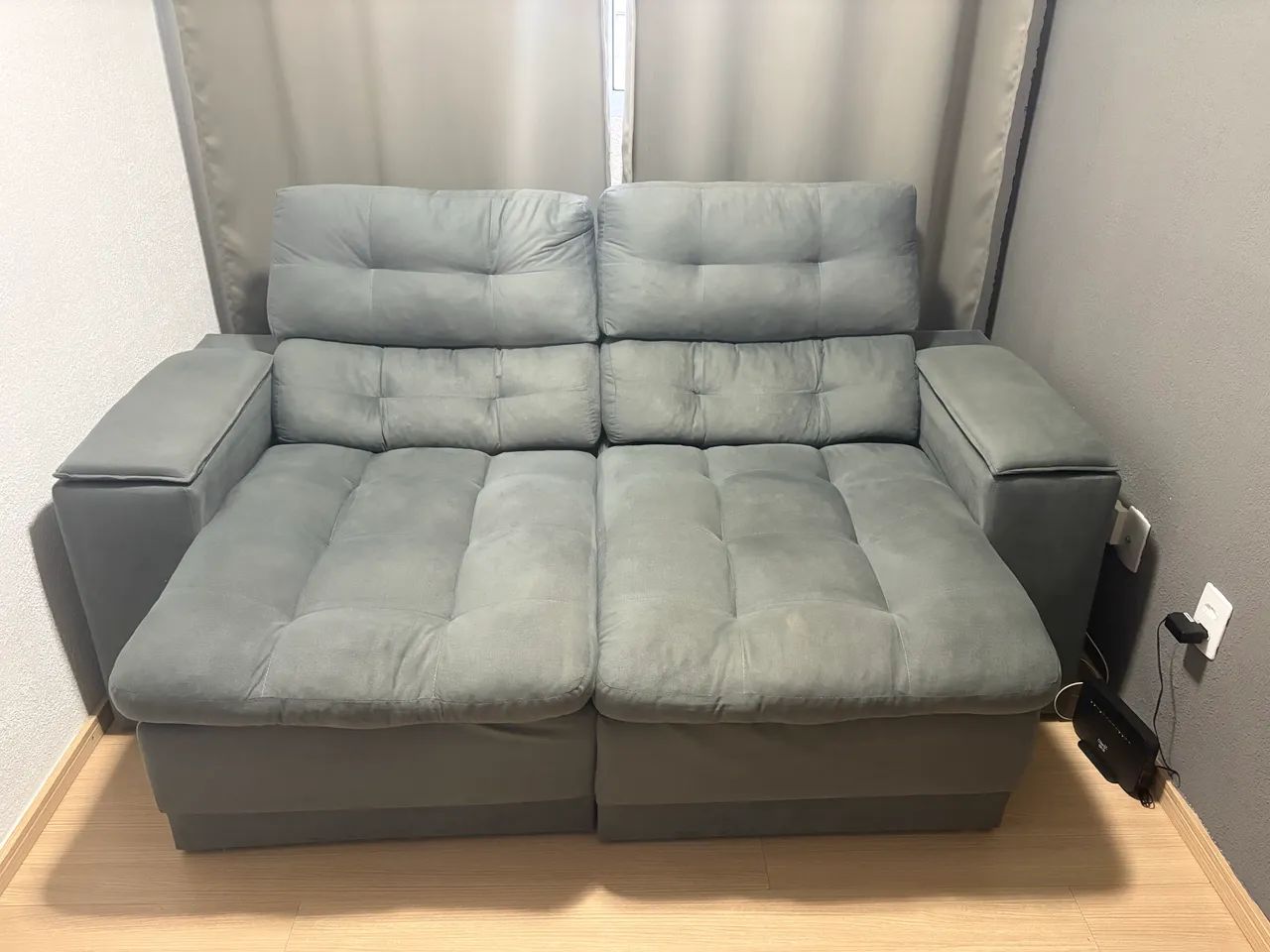 Sofá retrátil e reclinável  - Foto 4