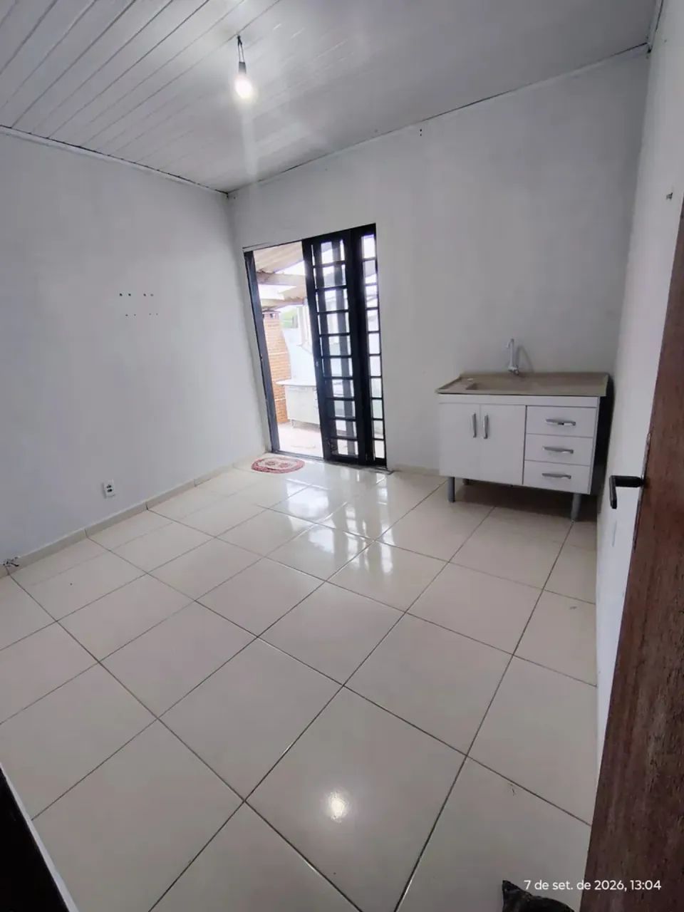 Alugo casa espaçosa e bem localizada em jundiaí