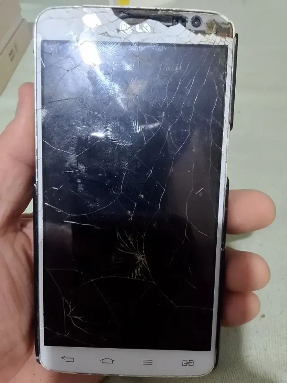Celular LG Optimus L7 512 MB 4 GB Câmera de 5 MP