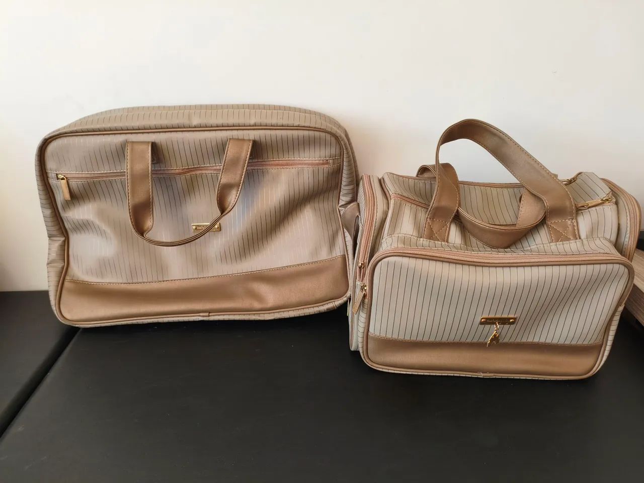Mala e bolsa de maternidade 