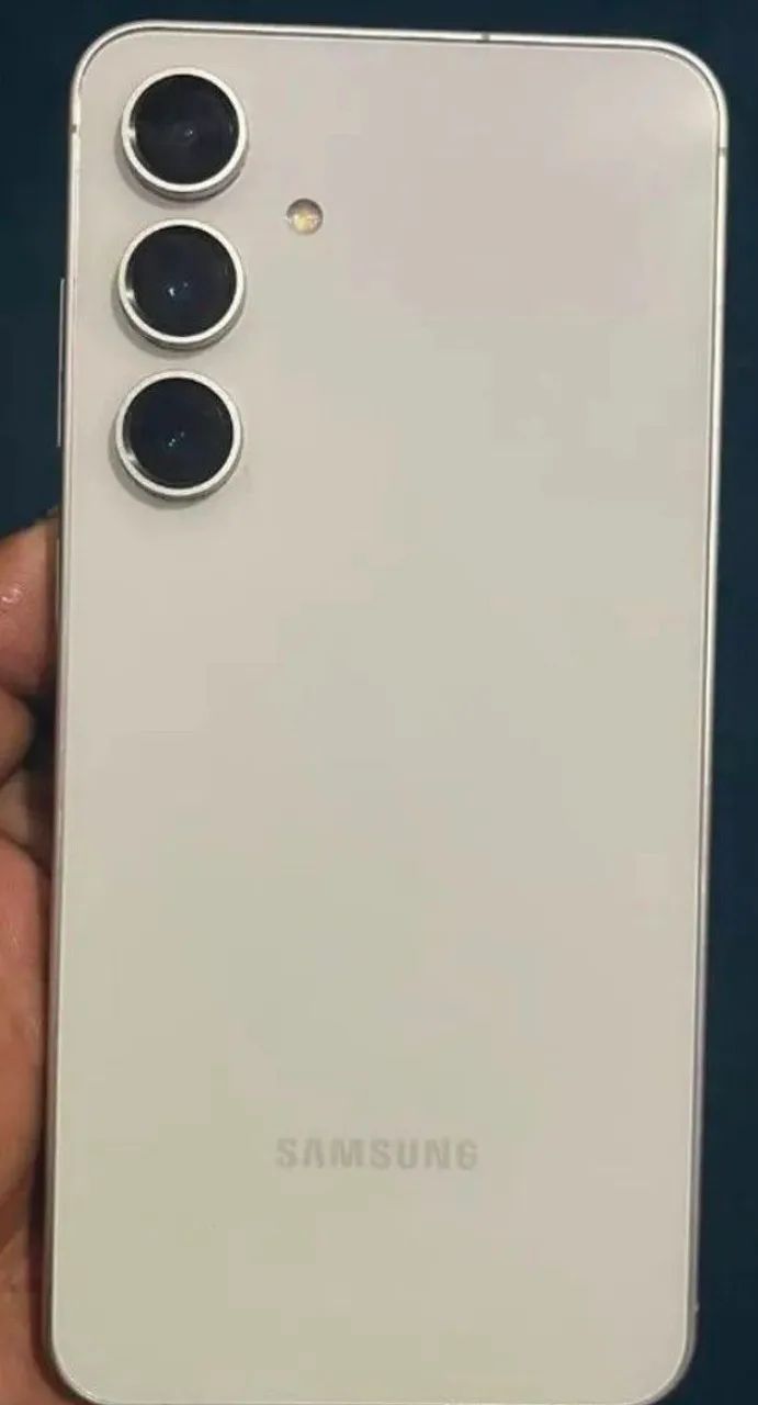 Troco S24 FE 256G zero mais volta em dinheiro em Iphone  - Foto 3