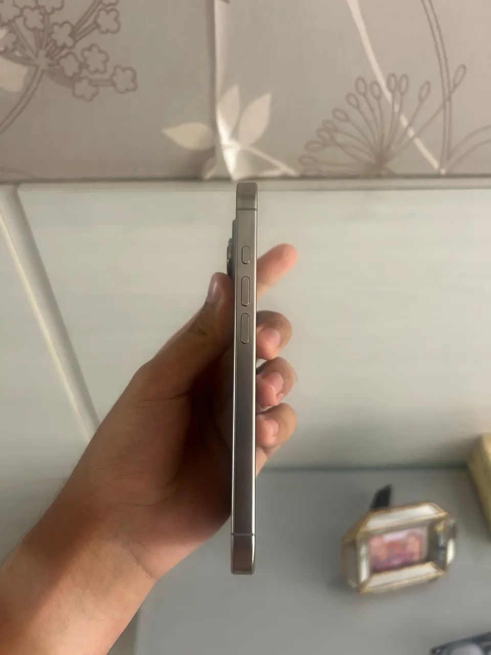 iPhone 16 Pro Titanium - Foto 3
