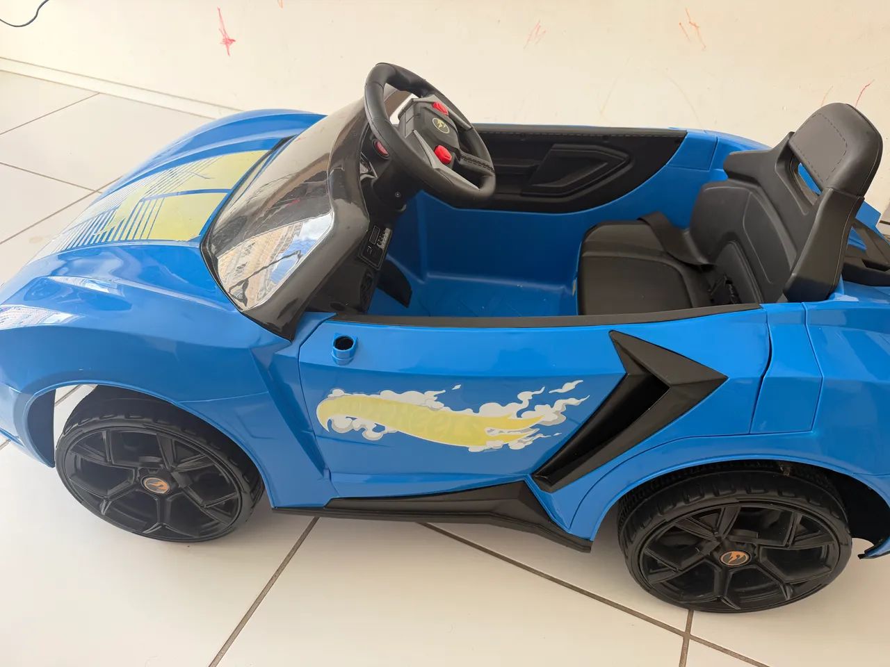Carro Elétrico de Brinquedo 