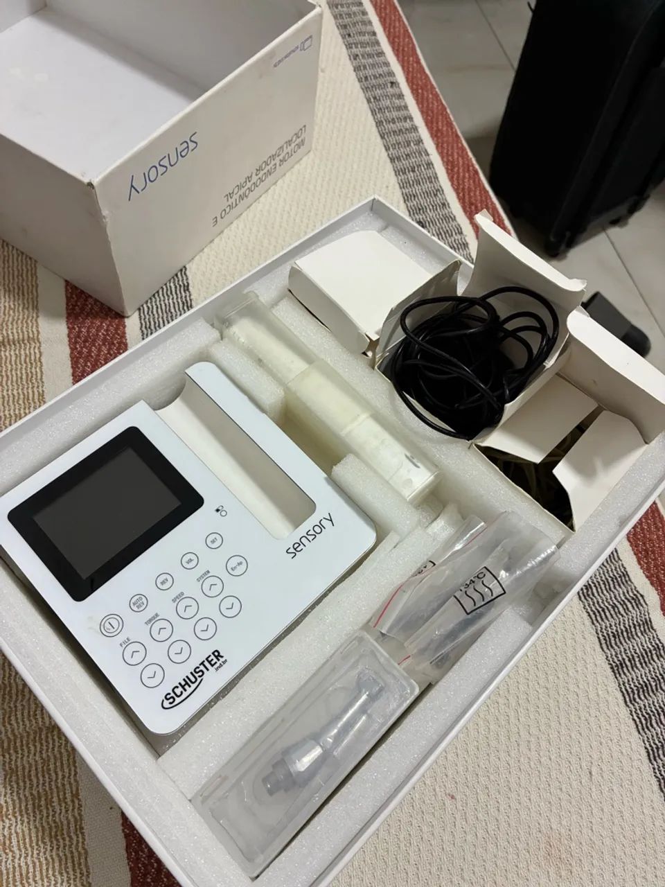 Motor Endodôntico com Localizador Apical Sensory - Schuster
