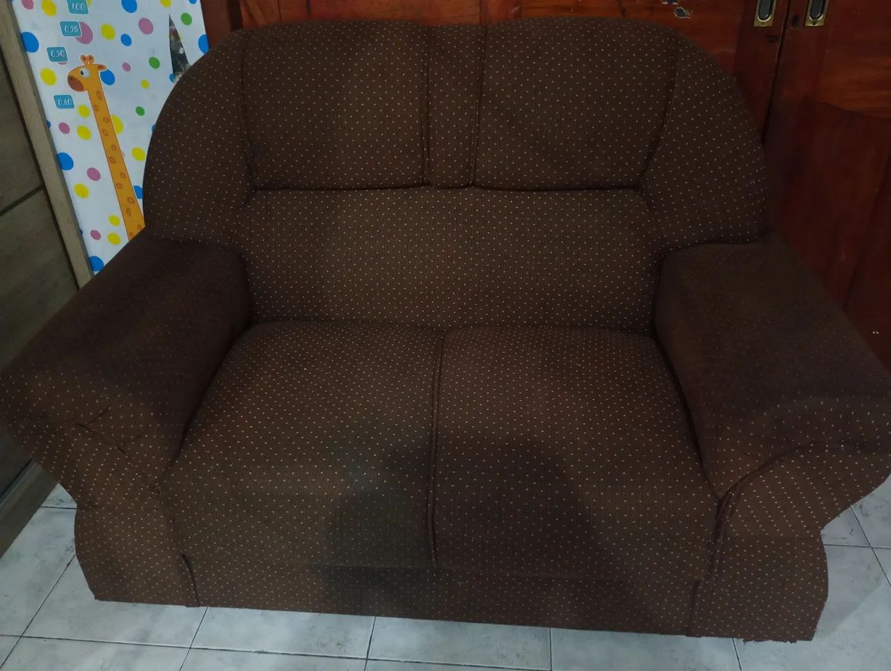 Sofá 2 lugares. Faço a entrega, aceito cartão e pix! - Foto 2