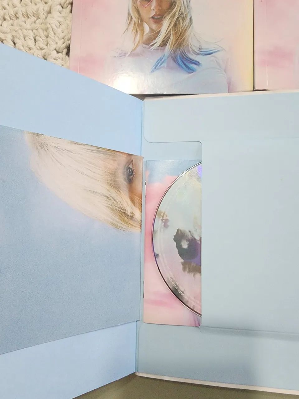 Taylor Swift - Lover deluxe edition - 4 volumes c/ cds e poster - Foto 3