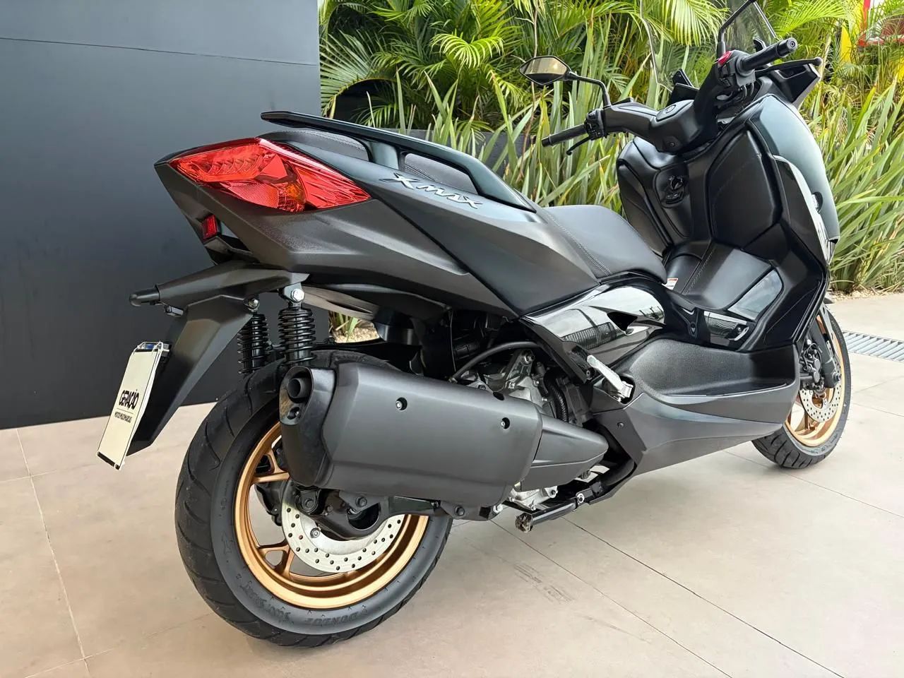 YAMAHA XMAX 250 24/24 - Foto 2