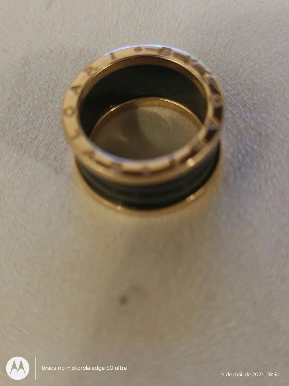 Anel Bvlgari Ouro + Ceramica