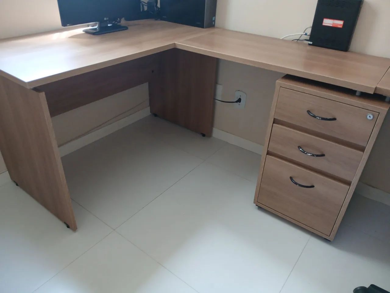 Mesa para escritório 
