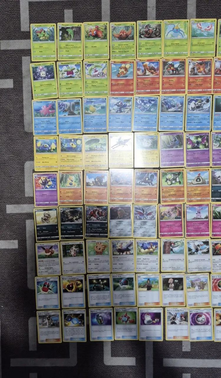 Lote com 104 cartas pokemon bordas amarelas - Foto 3
