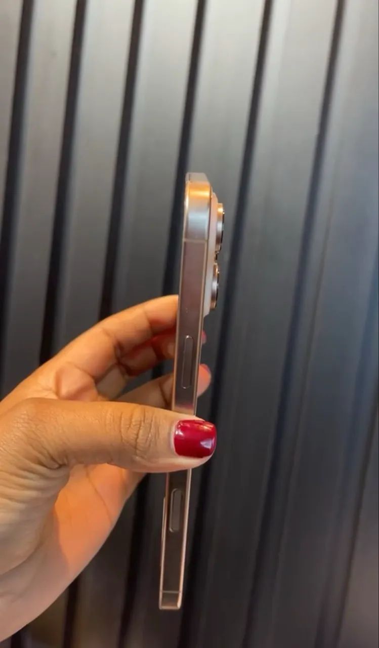 IPHONE 16 PRO MAX - OPORTUNIDADE ?92% - Foto 2