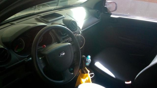 Onde Fiesta Rocam 1.0 Hatch Passo financiamento