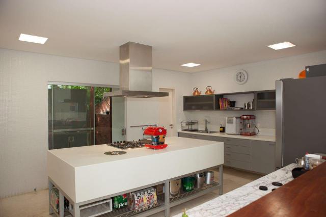 Casa de 4 suítes com Piscina Privativa no Cond. Itaparica no Alphaville 1 R$ 2.800.000,00 - Foto 2