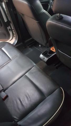 Vendo , troco ou assumo financiamento - Foto 4