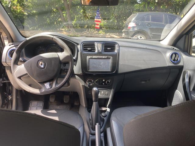 Sandero GTline 15/16 1.6 - Foto 7