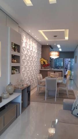 Casa com finíssimo acabamento, no Pq das Laranjeiras prox a Nilton Lins. 3 QTS - Foto 2
