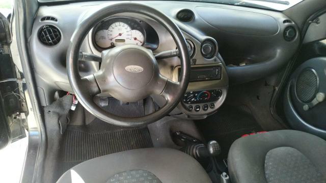Vendo carro bem conservado e já emplacado - Foto 2
