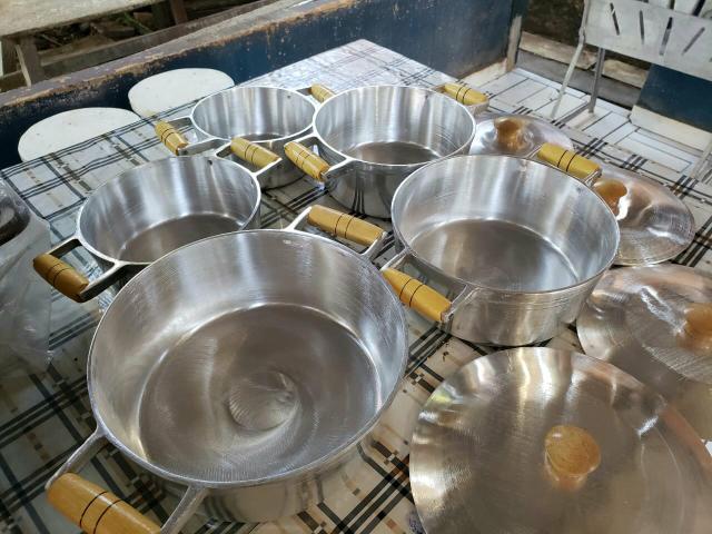 Jogos de panelas de aluminio batido