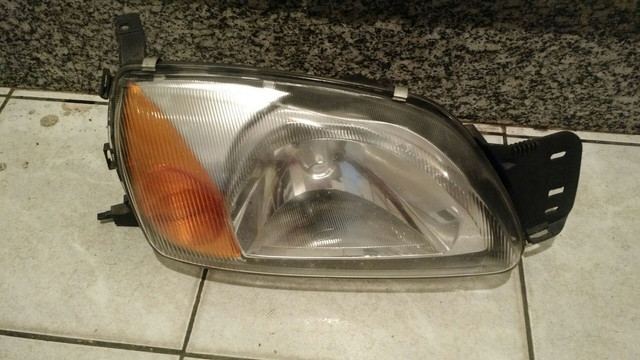 Farol direito Ford Fiesta 2001  - Foto 2