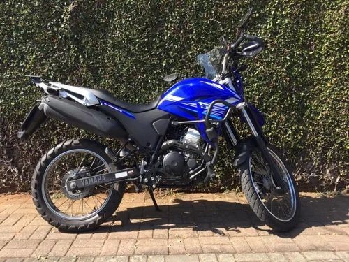 LANDER VAI CONTINUAR A PÉ?