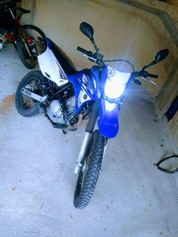 LANDER 250 CILINDRADAS