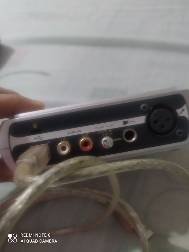 Interface de audio fast track  - Foto 2