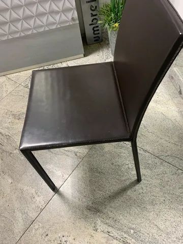 Cadeira em couro marrom  - Foto 2