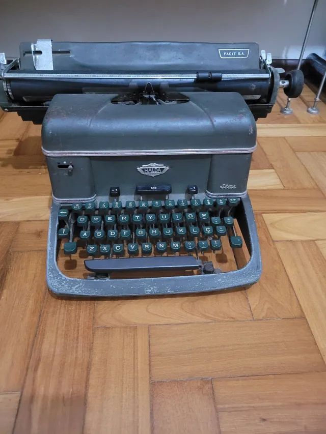 Máquina de escrever halda rara