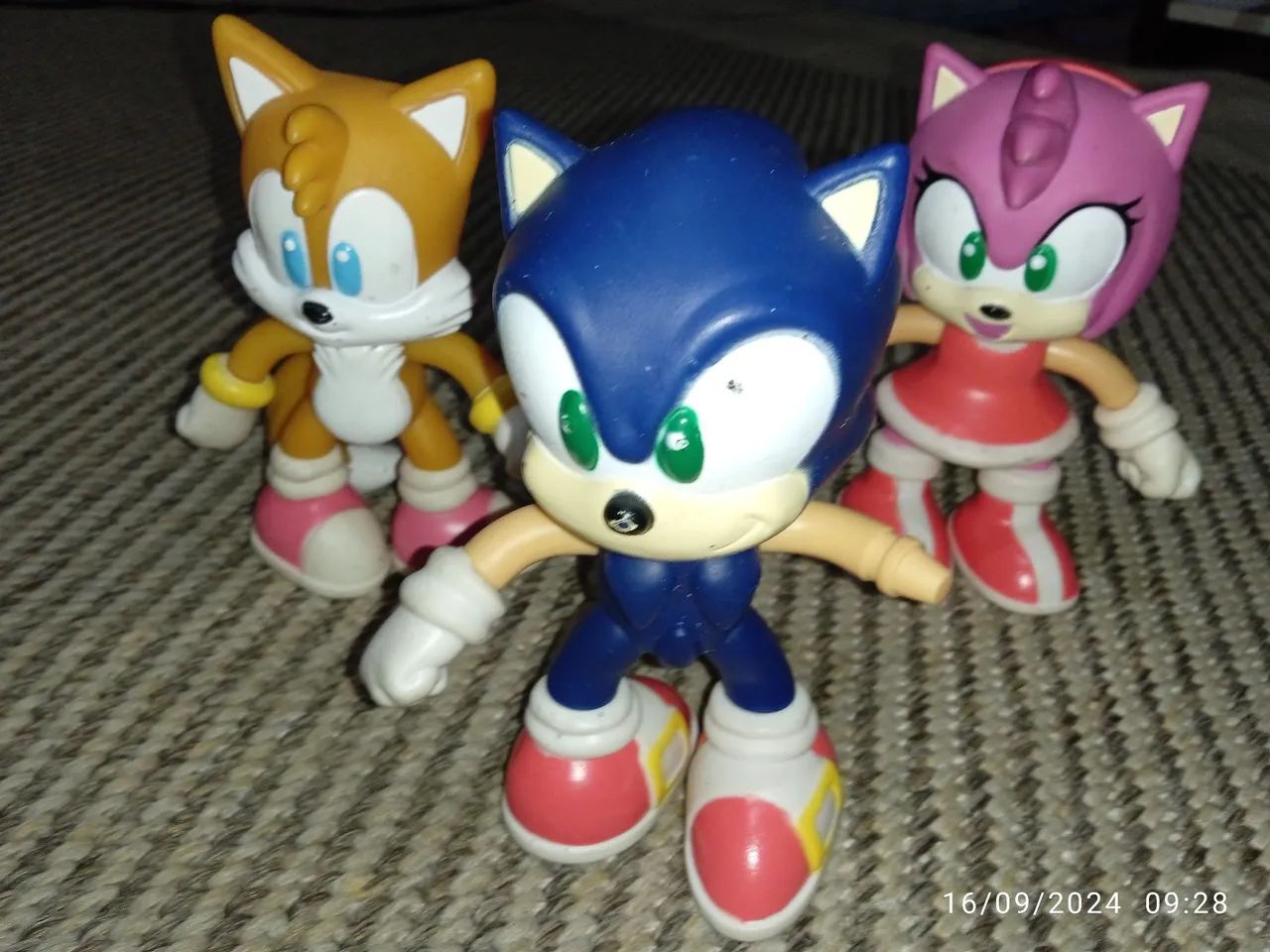 Personagens de Sonic . Kit com 3 bonecos em vinil 11cm - Foto 3