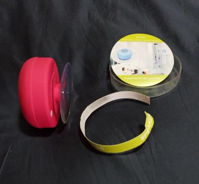 Caixa De Som Portatil Bluetooth Resistente a Água Nova 40