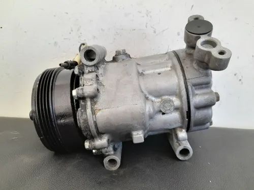 Compressor Ar Condicionado Renault Clio 1.0 16v Sanden - Foto 2