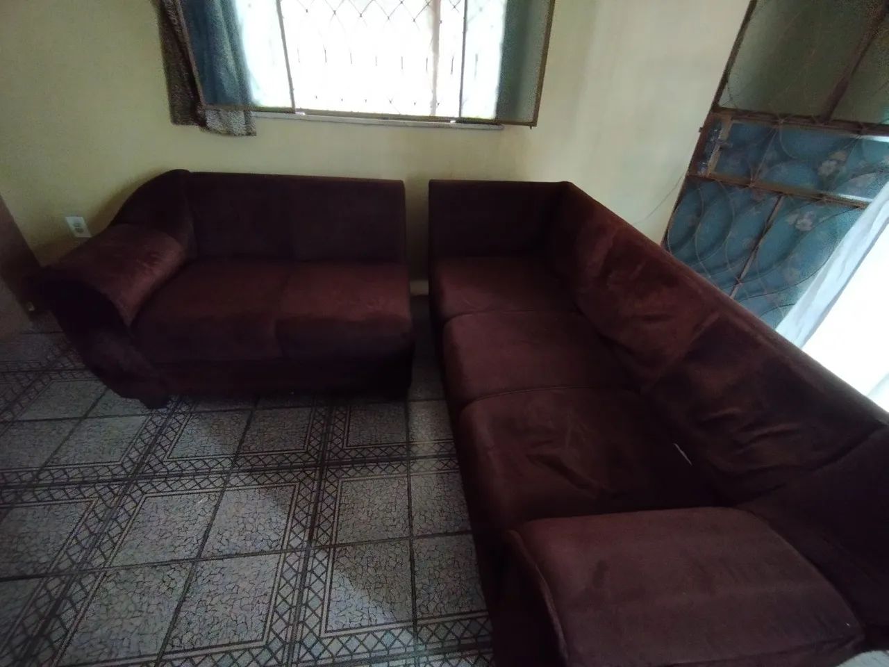 Sofá de canto com  "5 lugares".