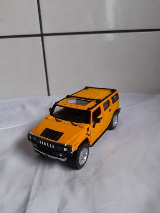 Miniatura de carro escala 1:32 Hummer 2008 - Foto 5