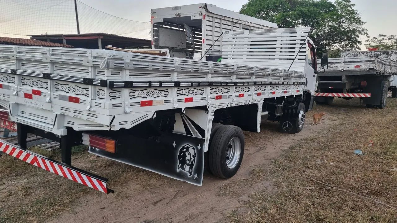 mercedes accelo 915 2012  - Foto 8