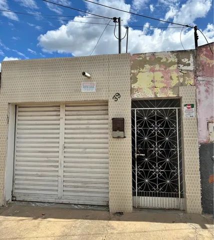 - Casa no Bairro de Fátima