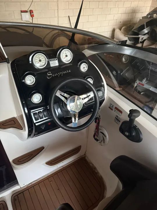 Lancha FS 230 cabinada 2010 - Foto 10