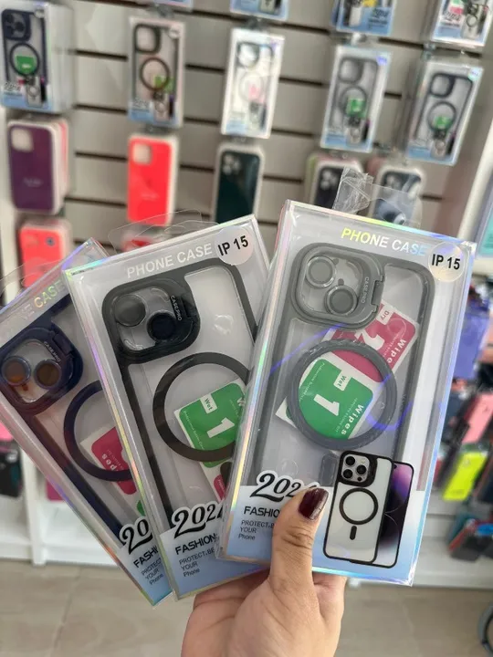 Capas magnéticas fashion iphone 15