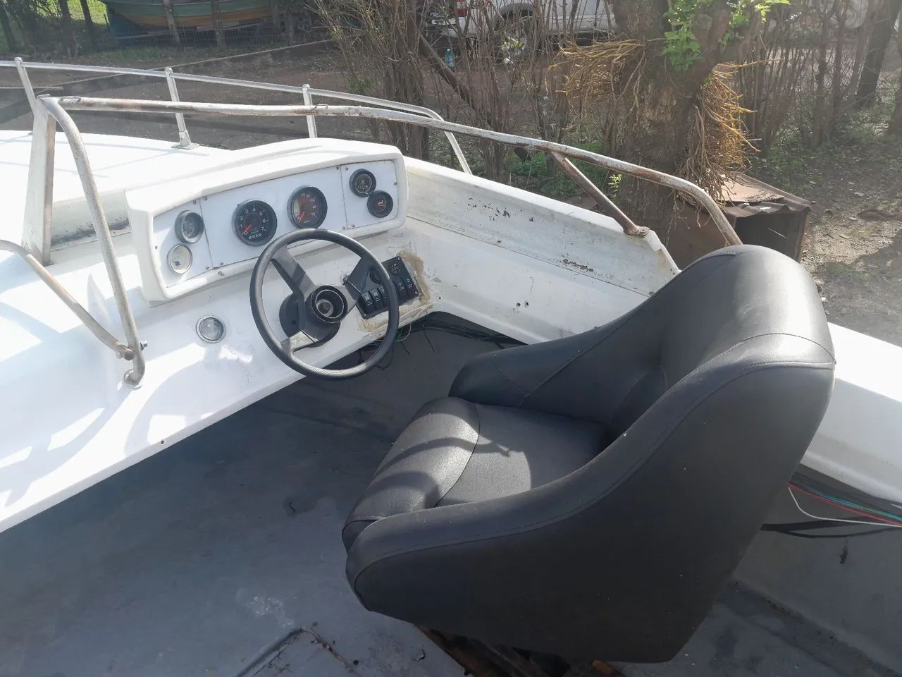 Lancha de fibra de vidro - Foto 4