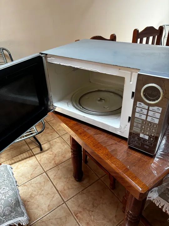 Micro-ondas Philco semi novo - Foto 2