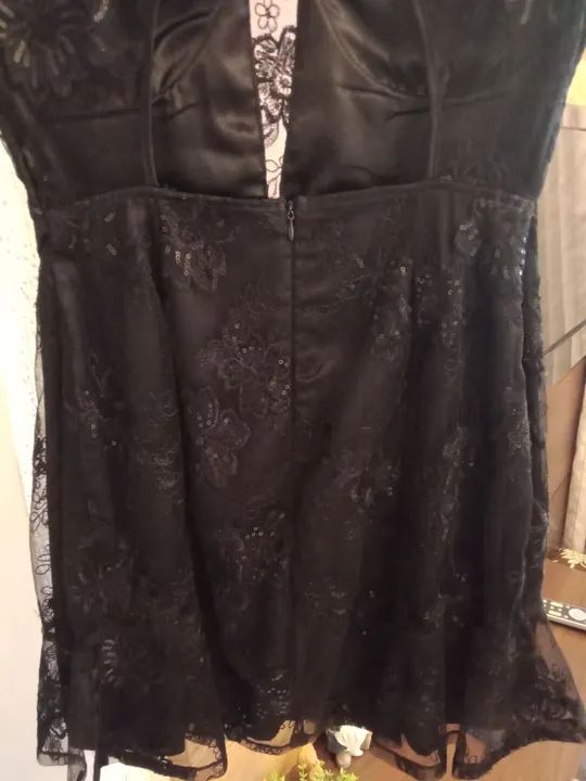 Vestido preto de renda - Foto 3