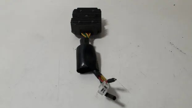 Retificador Voltagem Fz6 N Fazer 600 08/09 Similar 49670 - Foto 4